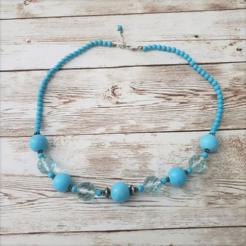 Vintage Necklace - Turquoise Tone Circular Beads Unusual